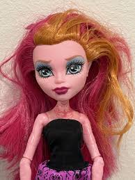 Monster High Freaky Field Trip Gigi Grant Doll