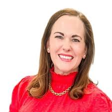 Ashley Albert (@AshAlbert19)