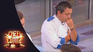 Chefi la cuțite este un cooking show românesc, care a fost difuzat prima dată pe martie 2016. Alex Ilinca A Fost Eliminat De La Chefi La CuÅ£ite Bontea Nu Am AmuletÄƒ SÄƒ L Salvez Youtube