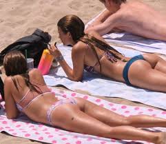 Beach Candid Sexy Girls Compilation – Sexy Candid Girls