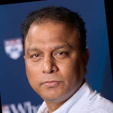 Feels good when ur work gets appreciated and feels great when you get award  for the same 😀 Happy mee 😀😀😀