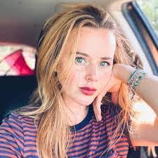 Tania Gilmore's Instagram, Twitter & Facebook