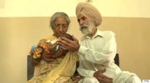 Last month, daljinder kaur, a woman in her 70s, gave birth to a healthy baby boy. Oldest Woman To Give Birth 70 Year Old Welcomes First Child Huffpost Canada Parents