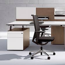 This same concept can apply to whatever size desk or table you would like to bu… Bene Office Furniture