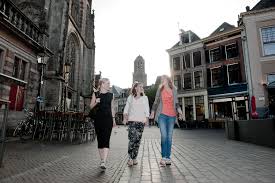 Streets map tweeten zwolle is a lively hanseatic city whose beauty is due to the many old and historic buildings that have defied the centuries. Windesheim Honours College
