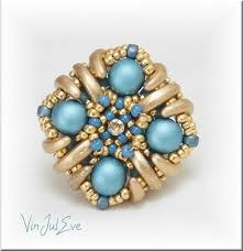 Voila Un Element Que Vous Pouvez Disposer De Differentes Facons Ce Qui Vous Promet Des Heures De Perlage Le Voil Projet Bijoux Bague Perle Modeles De Bijoux