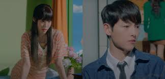 A pesar de ser un joven amable y educado, no le gusta su trabajo. Heize Est De Retour Avec Le Mv De Happen Avec Song Joong Ki K Gen