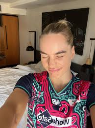 Just a 2025 compilation of me sending game day hair to my sister  @emm_austin for her approval