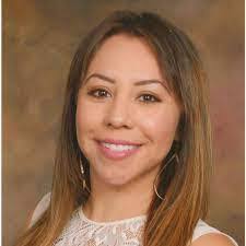 Elsa Villagomez's Instagram, Twitter & Facebook