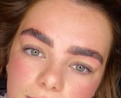 Good eyebrow mapping and waxing?