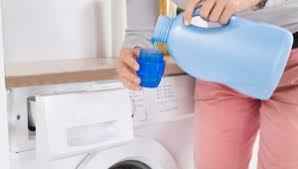 Her gün oraya biraz çamaşır suyu atma alışkanlığınız olsa bile, ciddi bir ovalama ihtiyacından kaçamazsınız. Camasir Suyu Yerine Ne Kullanilabilir Pratik Bilgiler Kadinlarin Yeni Adresi