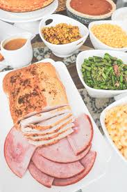 With ten complete meals priced at less than $20, bob evans family meals to go are a healthy change from traditional fast food. A Full Holiday Meal Without Any Of The Stress