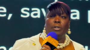 Dr Robbie Cade Furdge