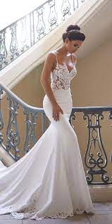 Pin By Martina On The Whole World Revolves Around Me Wedding Dresses Dream Wedding Dresses Wedding Dresses With Straps