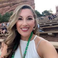 Jennifer Vela (@JenLynV)