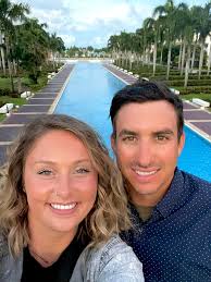 Kayla Delong's Instagram, Twitter & Facebook