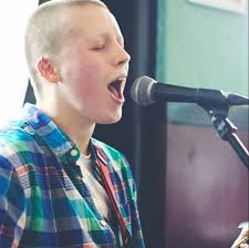 Teenager allegedly fakes terminal cancer to get a free guitar
