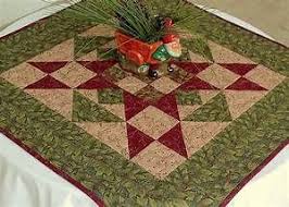 Christmas Table Topper Quilted Winter Centrepiece Green Red Christmas Table Toppers Table Topper Patterns Table Quilts