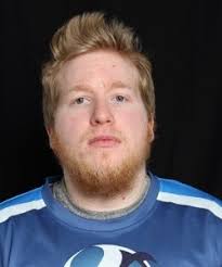 adreN CS:GO Settings, Gear, Config & Crosshair 2025