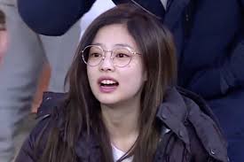 Jennie and song kang interactions in village survival: Blackpink S Jennie Talks About Never Visiting The Countryside In Village Survival The Eight Soompi