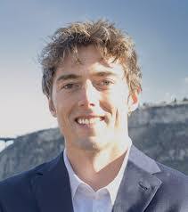 Tania Ball's Instagram, Twitter & Facebook