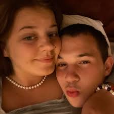 Can a crate 350 engine fit in a 1998 Tahoe?