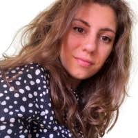 200+ profili “Esther”