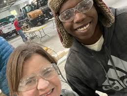 Last year we built 20 beds for the Oak Lawn chapter of @shpbeds. This year  we maxed out at 38…their biggest single day build ever! Thank you  @flossmoorvillage residents and friends who