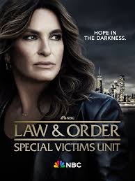 Protagonistas: *** Mariska Hargitay** **(Mariska Magdolna Hargitay. Santa  Monica, California, USA. Enero 23, 1964) ...** **Detective, Sargento y  Teniente Olivia Margaret Benson (508 capítulos, 1999-0000)** **Temporada  1-24** *** Ice T** **(Tracy Lauren