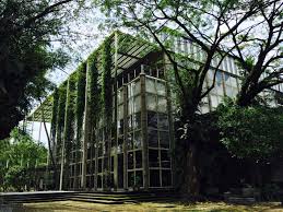 The centre acts as a bridge between the uni. Design Bo Friends