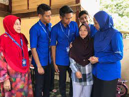 The kuala kangsar (perak malay: Tiga Wan Bantu Mastura Di Parlimen Kuala Kangsar