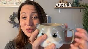 Amazon.com: ToCooTo Taza de café de cerámica de 14 onzas, taza de té de  porcelana 3D para mujeres, taza kawaii, regalos de gato para amantes de los  gatos, regalos de Navidad, inauguración