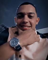 Una sonrisa es la forma más barata de cambiar nuestro aspecto. #junior  #juniorcabahijo #frase #undiaalavez #unfiacomohoy #aymimadre #noche