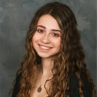 600+ profilů „Arianna“