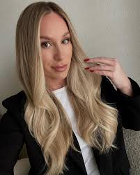 Sammi Smith (@signedbysammi) • Instagram photos and videos