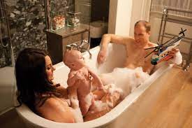 It was also published in mechanix illustrated, which notes: Alison Jackson Will Kate And Baby In Bath Camera Work