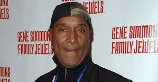 Comedian and legend paul mooney appears on the david lettermen show. V N6cqht Di9tm