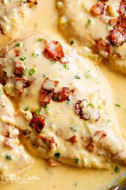Creamy Beer Cheese Chicken With Crispy Bacon No Heavy Cream Thedirtygyro Recipes Chicken Recipes Beer Cheese