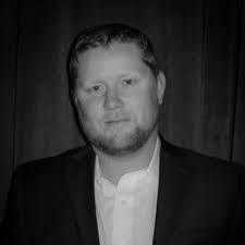 Scott Pullin's Instagram, Twitter & Facebook