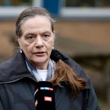 Wahlleiterin Brand weist Vorwürfe schlechter Wahl-Vorbereitung zurück