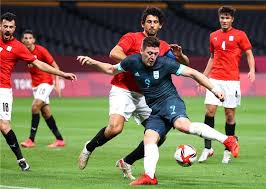 وتعد مباراة مصر والأرجنتين اليوم هي الثانية لكلا المنتخبين، بعدما تعادل منتخب مصر أمام إسبانيا في المباراة الأولى، بينما خسر الأرجنتين أمام أستراليا بهدفين دون رد ضمن لقاءات الجولة الأولى للمجموعة الثالثة. Ok Zrfwo4b0om