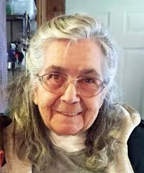 Iona Davis's Instagram, Twitter & Facebook