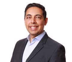 Xander Hunt's Instagram, Twitter & Facebook