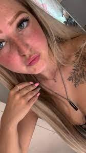 Cordelia Whitehead's Instagram, Twitter & Facebook