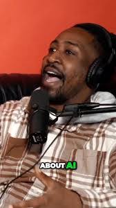 Kamal Wallace's Instagram, Twitter & Facebook