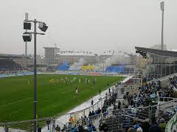 Nachdem der langjährige sponsor osnatel die namensrechte an den verein zurückgegeben hat, legten die verantwortlichen des vfl. Vfl Osnabruck Kommt Mit 1 500 Fans Zu Den Lowen Ins Grunwalder Stadion