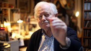 Photo Les dédicaces reprennent à Amiens Compiègne ou encore Albert ...