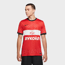 It features thin black and blue stripes, combined with a traditional collar in black and black sleeve cuffs. Novaya Forma Spartaka 20 21 Specovka Footykits Ru Blogi Sports Ru