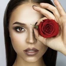 aleksanina.k: Какой образ вам нравится больше? Пишите в комментариях