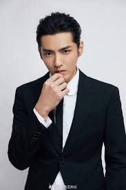 크리스) là một nam ca sĩ, diễn viên, rapper người canada gốc trung quốc. Xon Xao Thong Tin Ngo Diá»‡c Pham Yeu Tháº§m DÆ°Æ¡ng Tá»­ Thá»±c HÆ° Cau Chuyá»‡n Tháº¿ Nao Gocvietstar